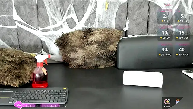 Snapshot of Rowan_Mills chatting on October 12, 8:41 pm Rowan Mills online show from October 12, 8:41 pm