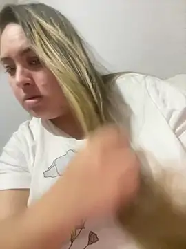 bruna438 online show from June 5, 10:37 pm