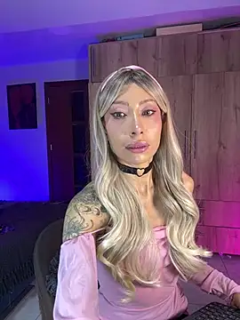 AnnaKimm online show from June 6, 10:36 pm