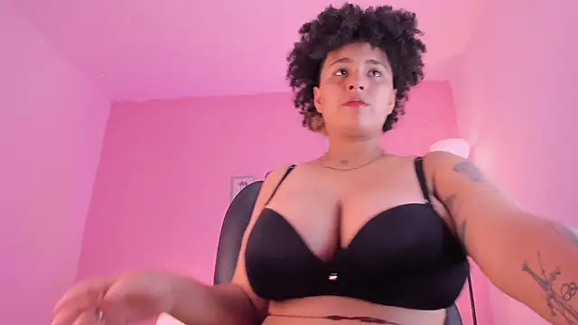 LiaaMoretzz online show from September 25, 11:52 pm