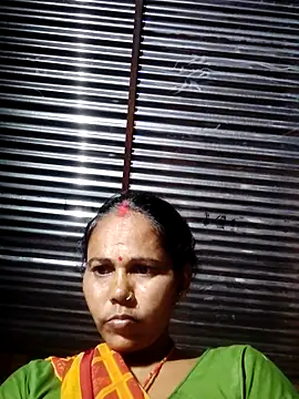 Snapshot of Pooja750 chatting on May 3, 7:53 pm Pooja750 online show from May 3, 7:53 pm