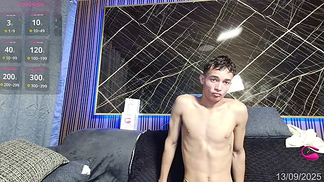 Snapshot of eroseliam chatting on September 13, 7:24 pm eroseliam online show from September 13, 7:24 pm