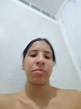 Snapshot of Liagni0 chatting on February 27, 2:33 am Liagni0 online show from February 27, 2:33 am