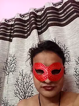 Snapshot of Gullapi chatting on November 11, 9:53 am Gullapi online show from November 11, 9:53 am