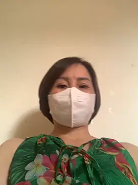 Snapshot of Hello_Linchii chatting on September 15, 6:24 am Hello Linchii online show from September 15, 6:24 am