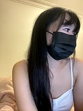 Snapshot of Minnie-2025 chatting on October 16, 4:41 pm Minnie-2025 online show from October 16, 4:41 pm