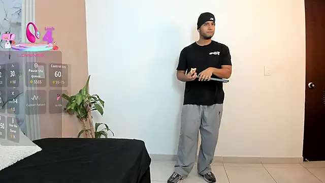 Snapshot of chatting on December 20, 12:23 pm online show from December 20, 12:23 pm