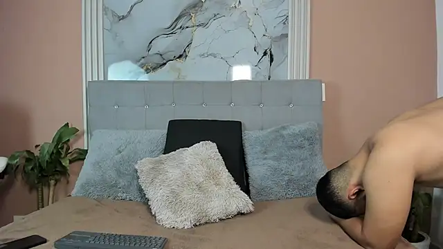 Snapshot of chatting on March 12, 12:11 pm online show from March 12, 12:11 pm