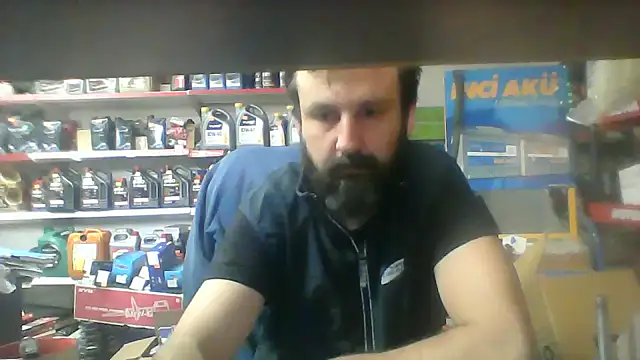 Snapshot of vihand22 chatting on September 19, 8:38 am vihand22 online show from September 19, 8:38 am