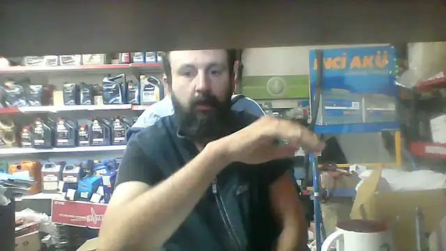 Snapshot of vihand22 chatting on September 22, 6:15 am vihand22 online show from September 22, 6:15 am