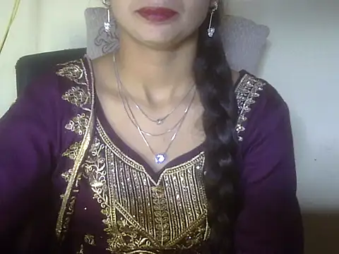 Snapshot of Rahat_S chatting on September 27, 5:01 am Rahat S online show from September 27, 5:01 am