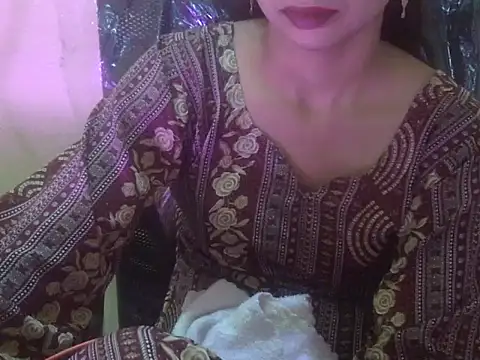 Snapshot of Rahat_S chatting on October 15, 8:25 am Rahat S online show from October 15, 8:25 am