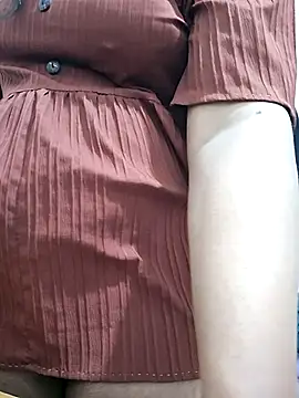 Snapshot of BeautyGirl_sara chatting on November 6, 4:46 am BeautyGirl sara online show from November 6, 4:46 am