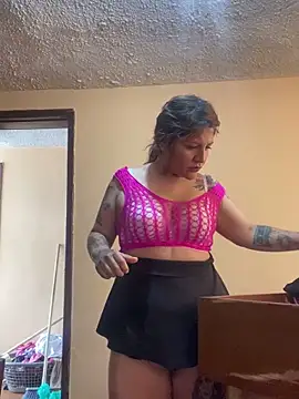 Isisflame online show from December 4, 1:53 pm