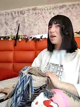 Snapshot of Kitty_Melodi chatting on September 10, 9:09 am Kitty Melodi online show from September 10, 9:09 am
