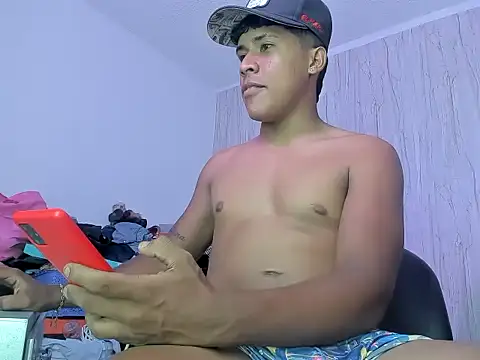 Snapshot of Austihn chatting on November 27, 4:58 am Austihn online show from November 27, 4:58 am