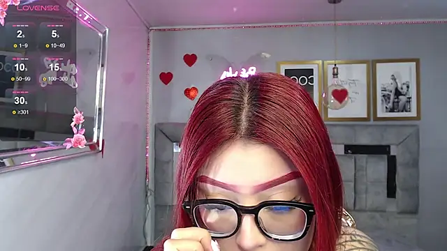 Red Bunny v online show from March 14, 1:27 pm