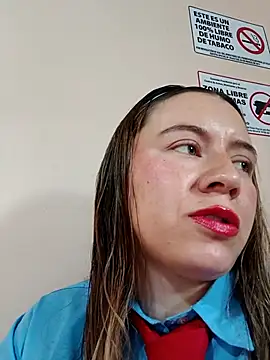 Hannah-colx online show from April 30, 4:13 pm
