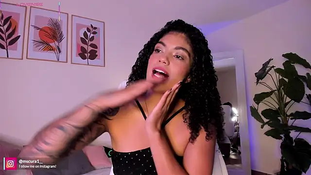 miss curazao online show from June 25, 1:15 pm