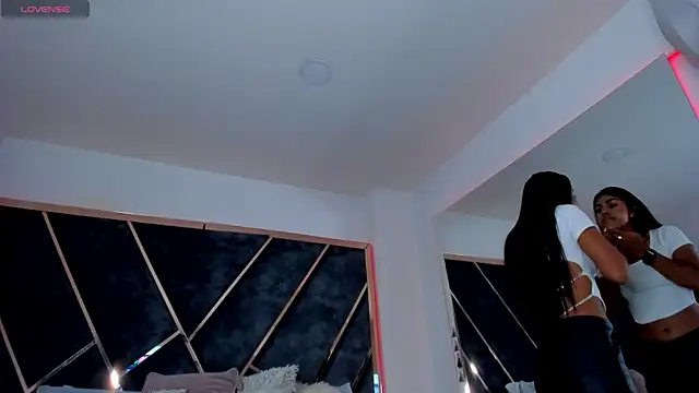 SusanaHenao online show from November 18, 7:07 pm