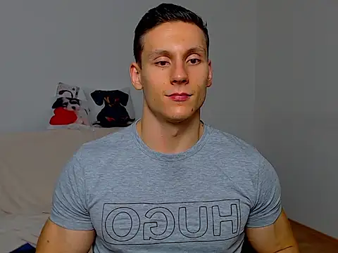 ZeinMiracles online show from October 4, 9:02 pm