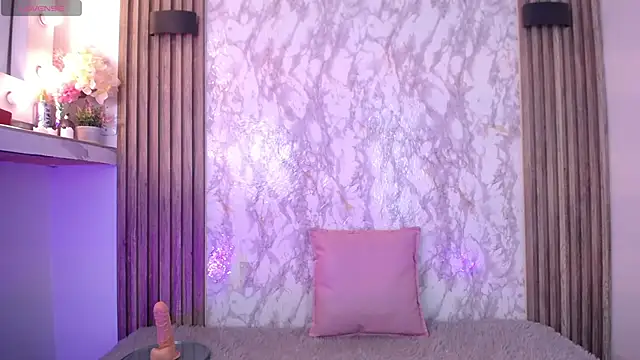 Snapshot of Georgina_Astor chatting on September 13, 7:57 pm Georgina Astor online show from September 13, 7:57 pm