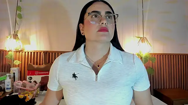 Snapshot of sofiiacarson chatting on June 5, 7:41 pm sofiiacarson online show from June 5, 7:41 pm