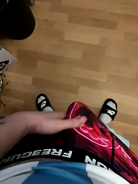 Snapshot of cook907920 chatting on October 22, 1:11 pm cook907920 online show from October 22, 1:11 pm