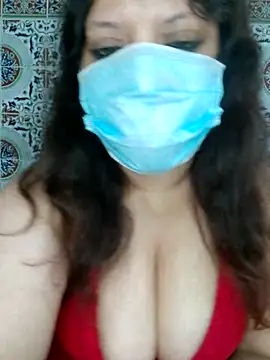 Snapshot of Hot-lino chatting on June 25, 7:18 pm Hot-lino online show from June 25, 7:18 pm