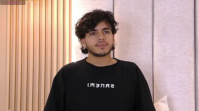 Snapshot of AlexanderJordan chatting on September 14, 1:27 am AlexanderJordan online show from September 14, 1:27 am