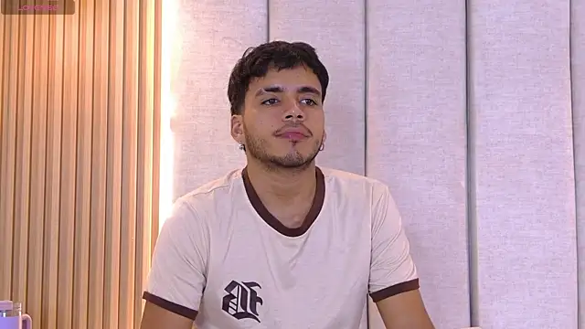 Snapshot of AlexanderJordan chatting on October 2, 11:45 pm AlexanderJordan online show from October 2, 11:45 pm