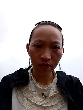 tcm-cute online show from October 31, 4:57 am