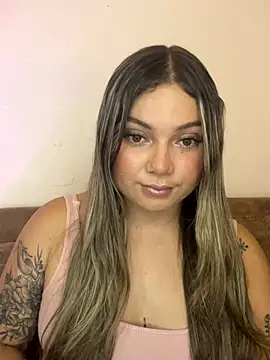 Snapshot of AnnyLopezzz_ chatting on September 19, 3:19 am AnnyLopezzz online show from September 19, 3:19 am