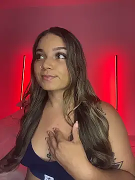 Snapshot of AnnyLopezzz_ chatting on October 27, 2:48 am AnnyLopezzz online show from October 27, 2:48 am