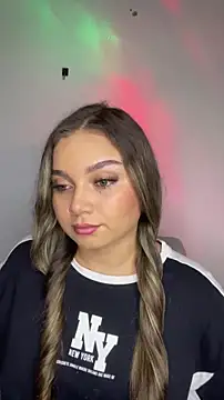 Snapshot of AnnyLopezzz_ chatting on November 28, 1:41 am AnnyLopezzz online show from November 28, 1:41 am