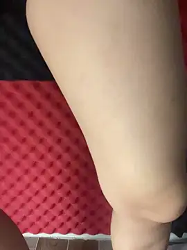 Snapshot of Yumii_09 chatting on November 2, 11:45 am Yumii 09 online show from November 2, 11:45 am