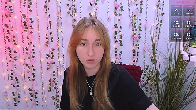 Snapshot of beauty_ginger_ chatting on September 18, 1:02 pm beauty ginger  online show from September 18, 1:02 pm