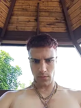 Snapshot of David_leons chatting on June 17, 2:51 pm David leons online show from June 17, 2:51 pm