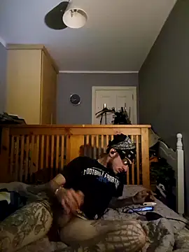 Snapshot of MODEST11_MMiILOO_AMARO chatting on October 11, 4:12 am MODEST11 MMiILOO AMARO online show from October 11, 4:12 am