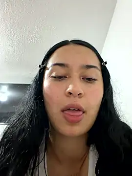 Sol Sunny online show from May 13, 2:20 am