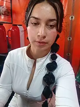 Sol Sunny online show from June 7, 10:13 pm