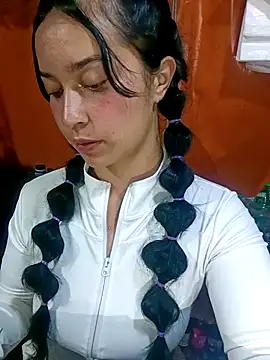 Sol Sunny online show from June 8, 1:28 am