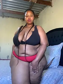 Curvycandy95 online show from June 14, 8:16 am