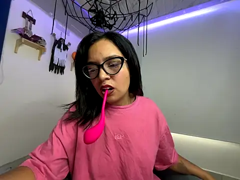 amanne misa online show from November 6, 9:48 pm