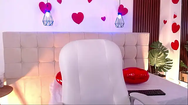 athenea fox online show from March 17, 1:58 pm