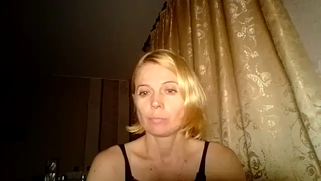 Snapshot of LiluXRose chatting on September 25, 8:34 pm LiluXRose online show from September 25, 8:34 pm