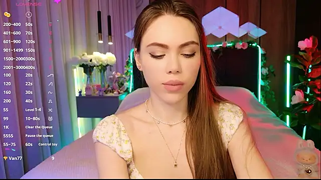 MimiFors online show from November 30, 4:44 pm