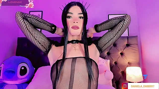 Amira Ember online show from July 20, 9:06 pm