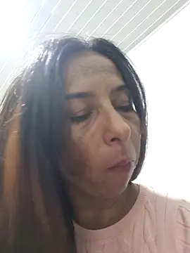 Snapshot of maleja23 chatting on September 19, 1:40 am maleja23 online show from September 19, 1:40 am