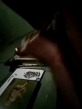 Snapshot of Bennteny67 chatting on November 21, 8:40 pm Bennteny67 online show from November 21, 8:40 pm